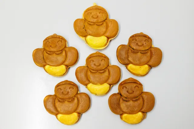 ホタルをかたどった岡鶴堂菓子舗の「ほたる焼き」でホッコリ/長岡市