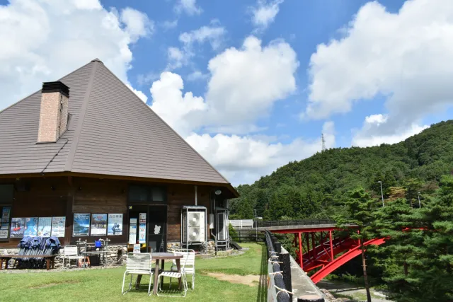 道の駅胎内(たるが橋観光交流センター)(新潟県道53号胎内二王子公園羽黒線)