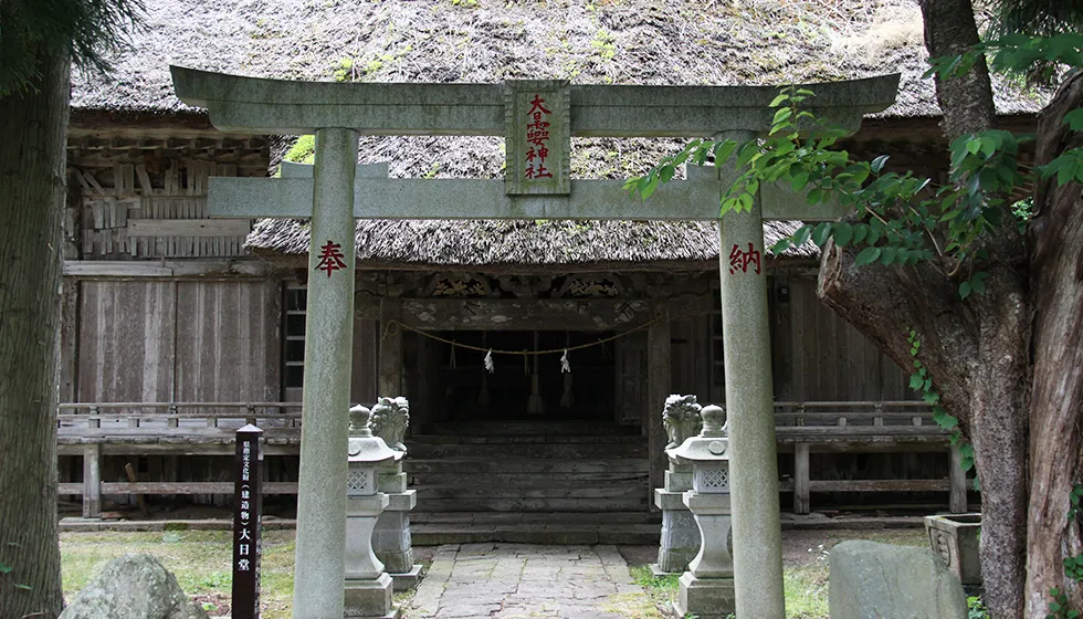 1月8日の例祭は佐渡の畜産関係者などで賑わいます。