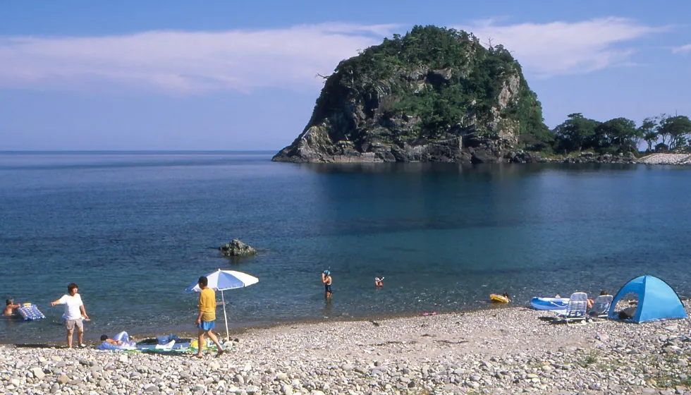 風島弁天を望む美しい光景