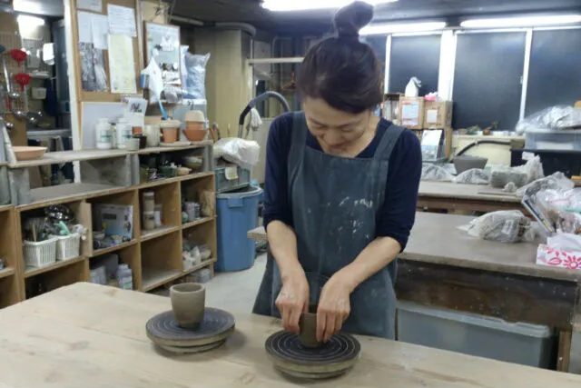 ぬくもりを感じる器をつくろう!手びねり陶芸体験