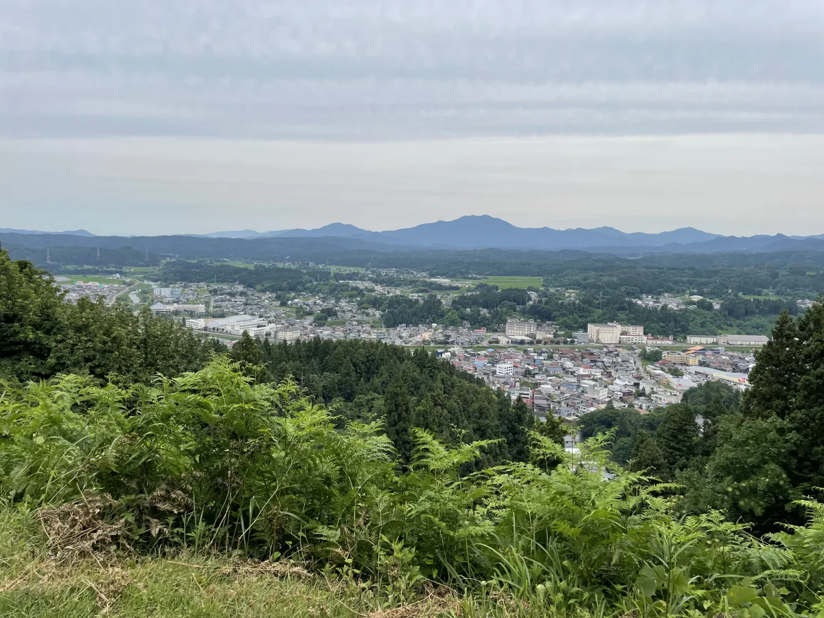 栃尾城跡 本丸からの眺め2