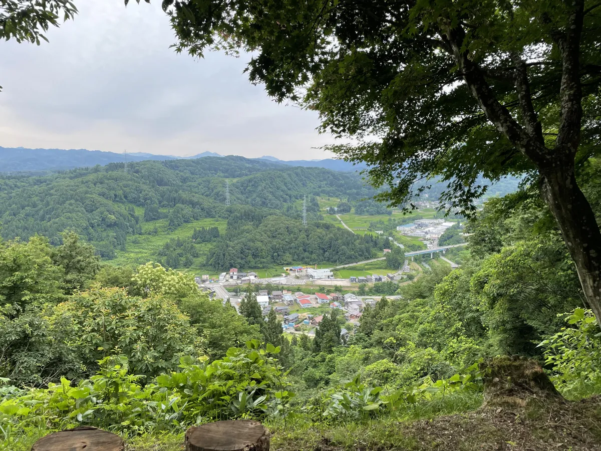 栃尾城跡 二の丸からの眺め