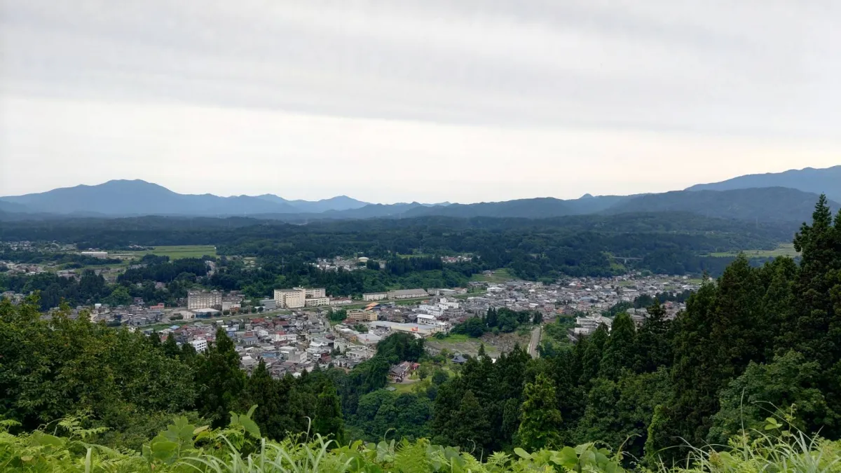 栃尾城跡 二の丸からの眺め